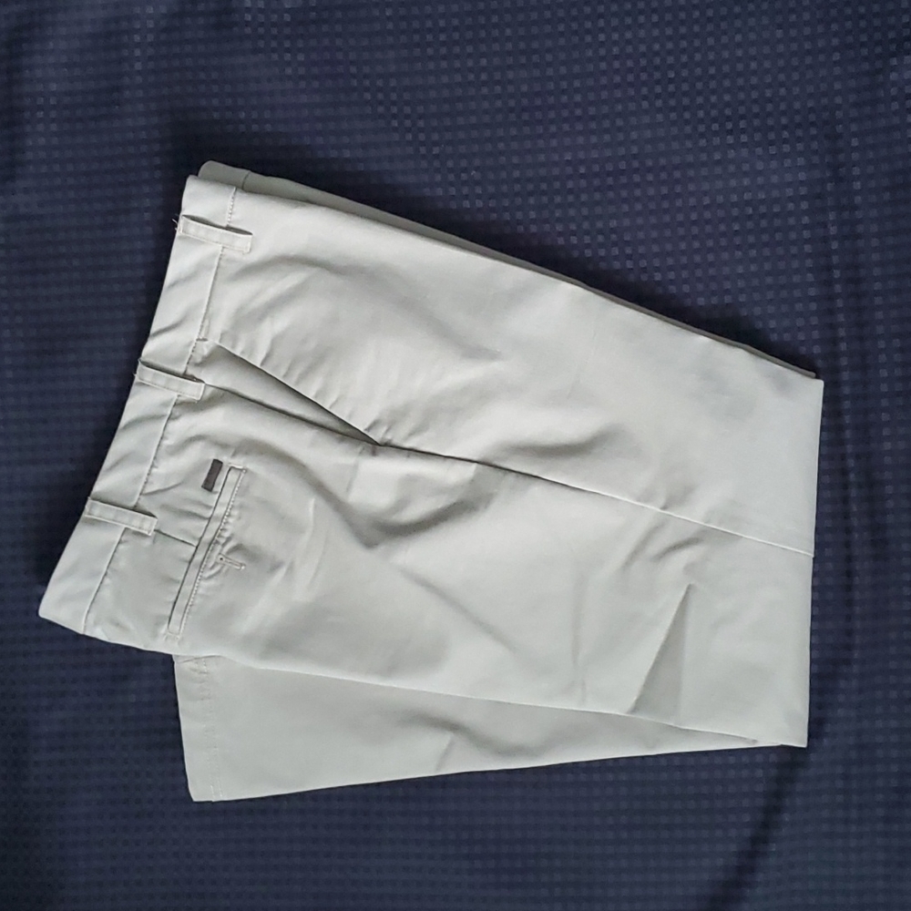 Izod, tan, khaki, dress pants, casual, size 36/32, straight fit,